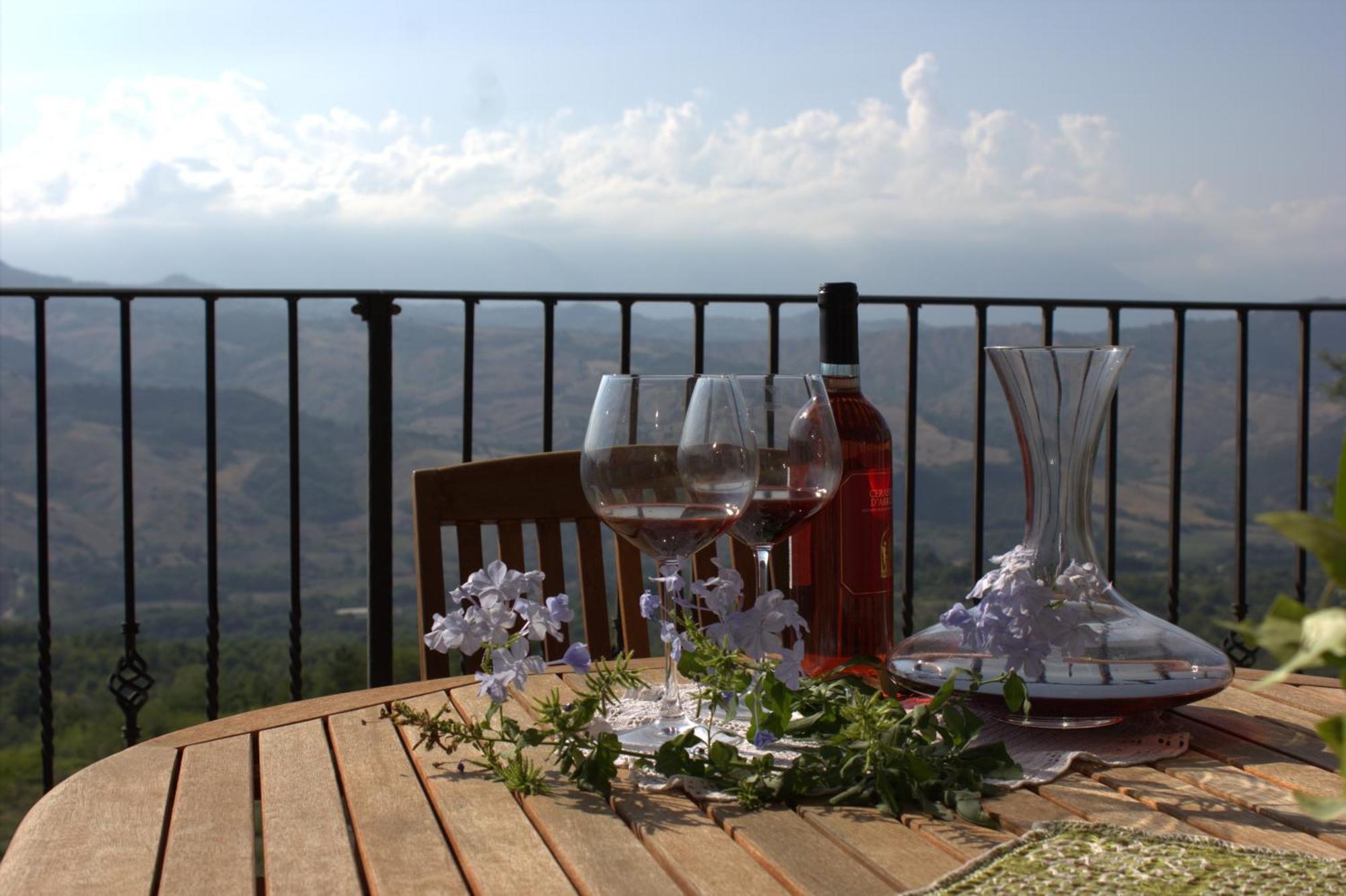 B&B "Za' Vittoria"#Lagodibomba 외부 사진